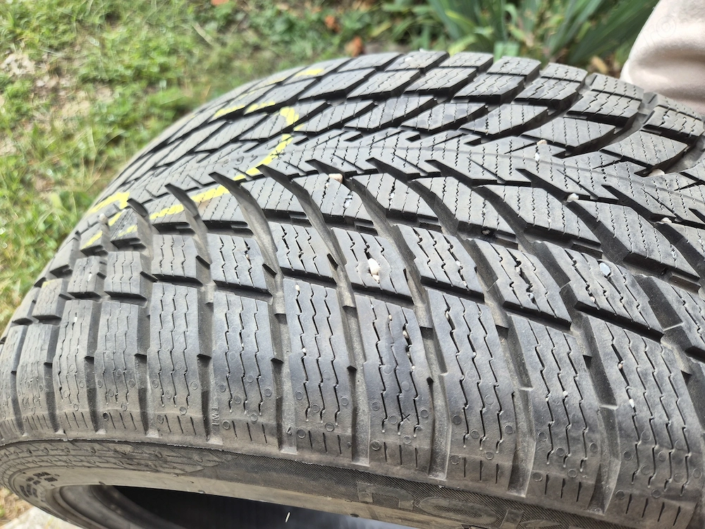Anvelope Nokian Snowproof Iarna 225-40-R18