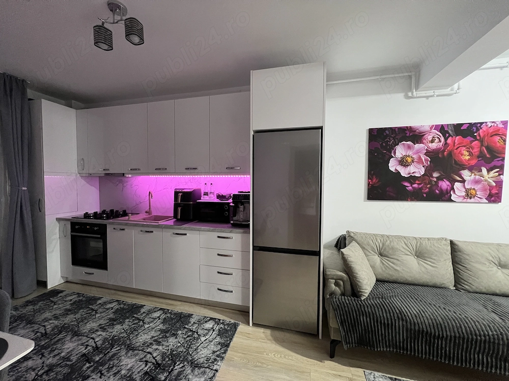 Vănd apartament finisaje  premium 