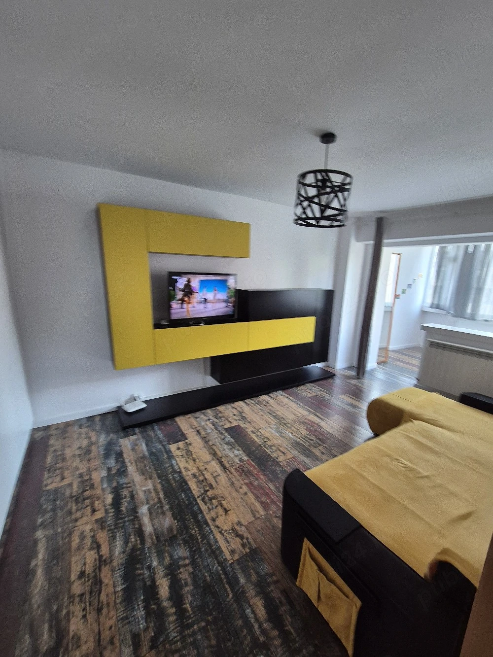 Inchiriez apartament 2 camere decomandat ,calea severinului nr18,bl 309