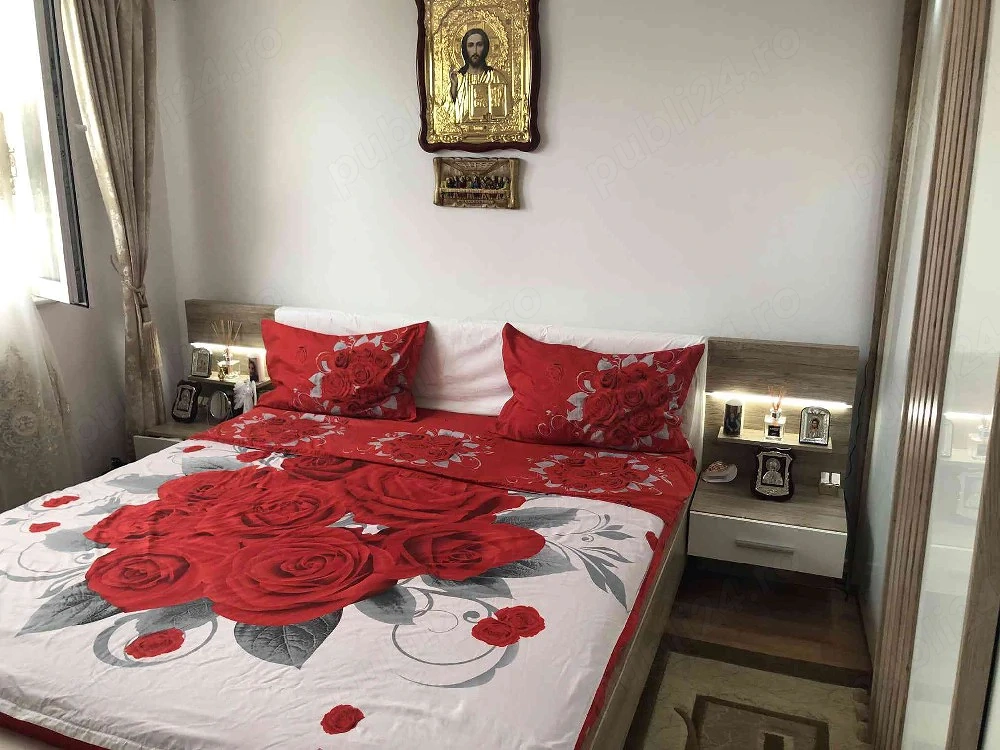 Apartament cu 3 camere,strada Tudor Vladimirescu,bloc L3 Et 4 ap 18, apartamentul are 60 m pătrați.