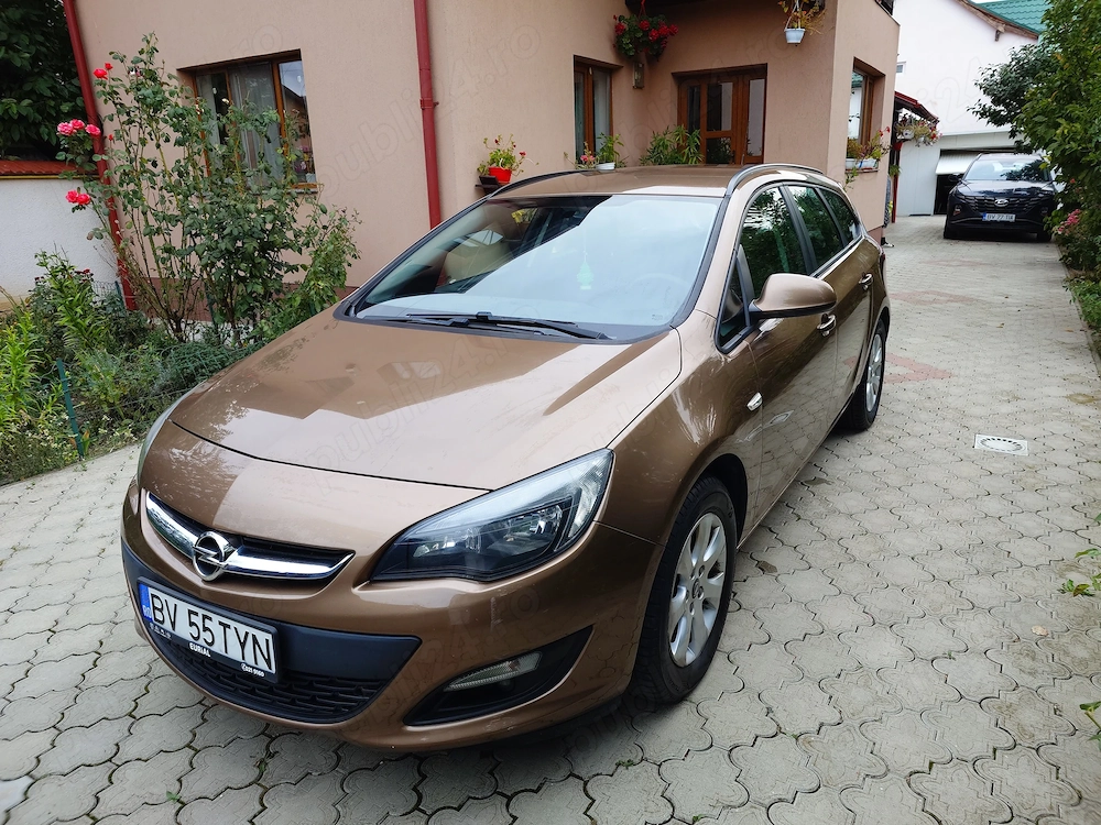 Opel Astra J Sport Tourer 2016 primul proprietar
