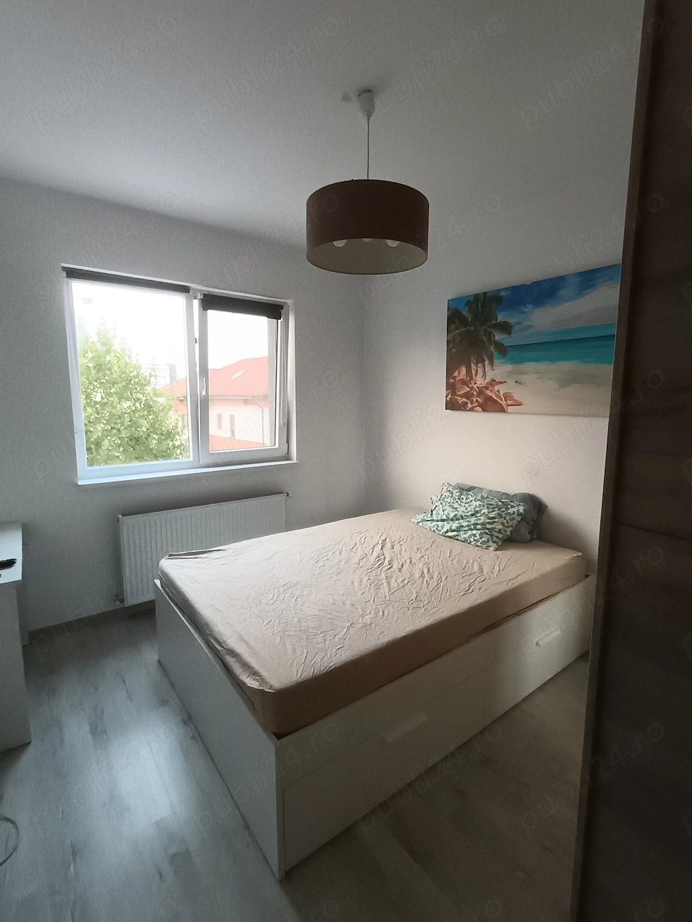 Închiriez garsoniera în tineretului Residence 