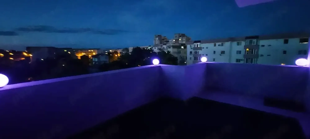 Apartament premium  cu terasă si loc de parcare situat in zona centrala