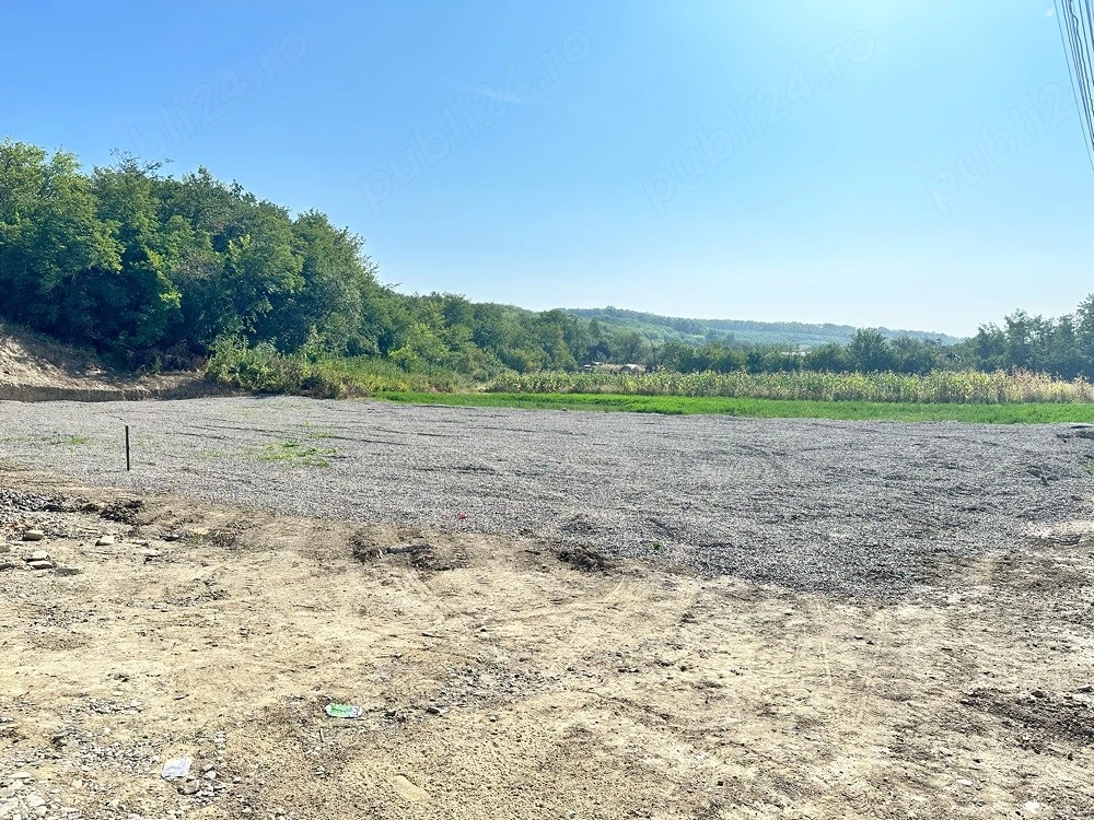 Teren intravilan 14 ari ( 1400mp) Cristesti, jud Iași