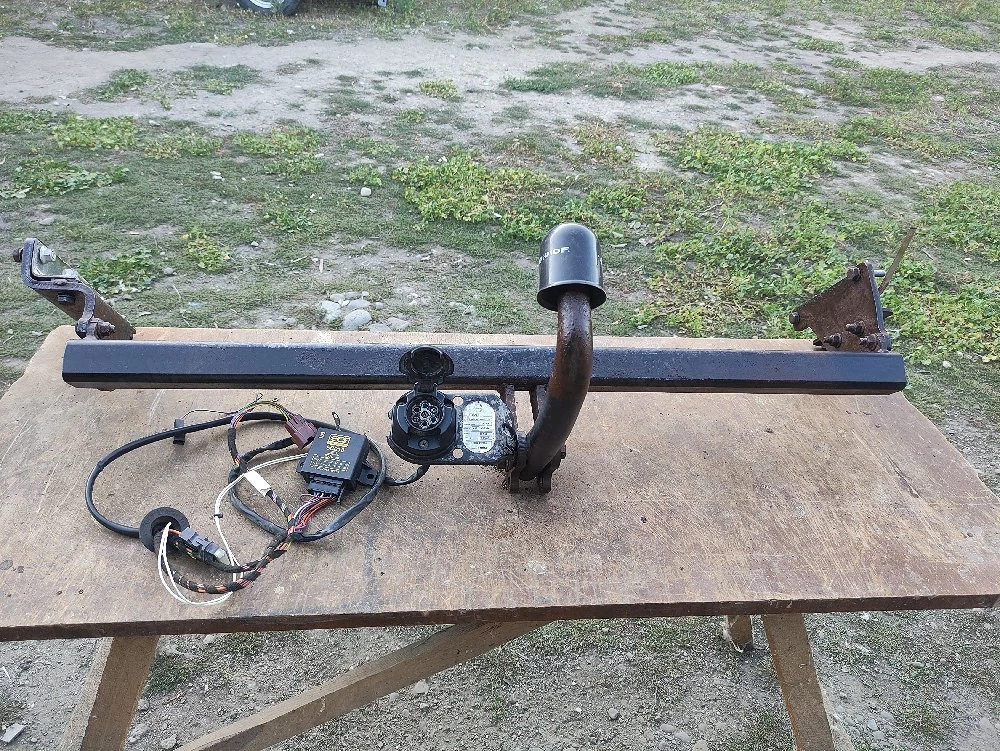 cârlig remorcare Nissan Qashqai j10 