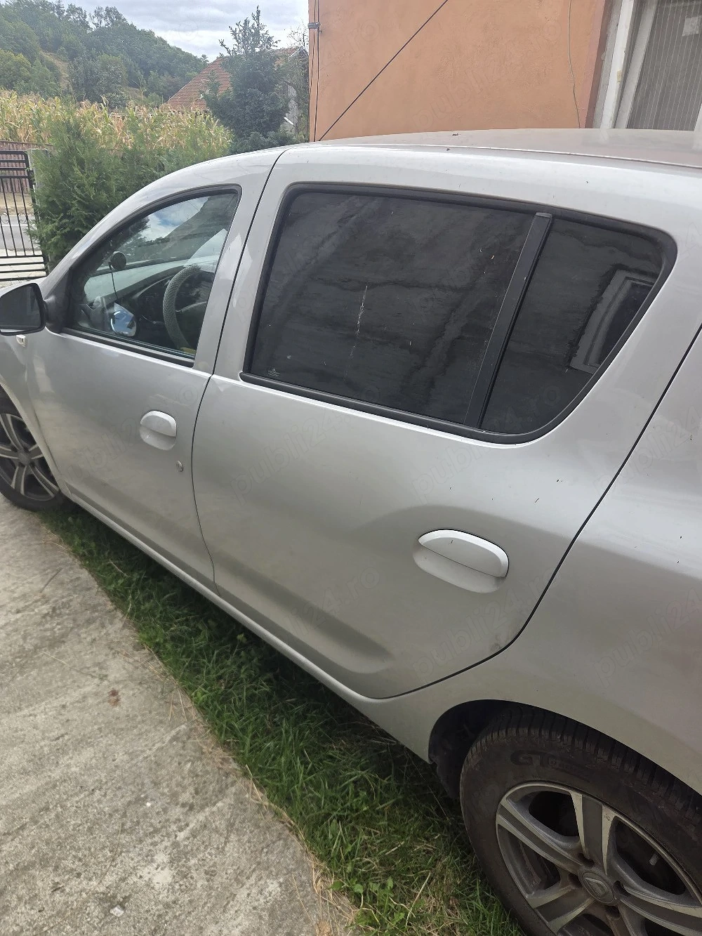 vand dacia sandero