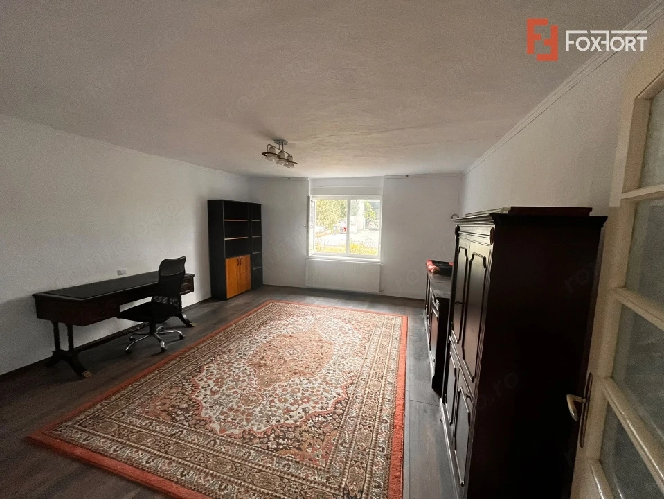 Casa cu teren de 1438 mp de vanzare - Recas
