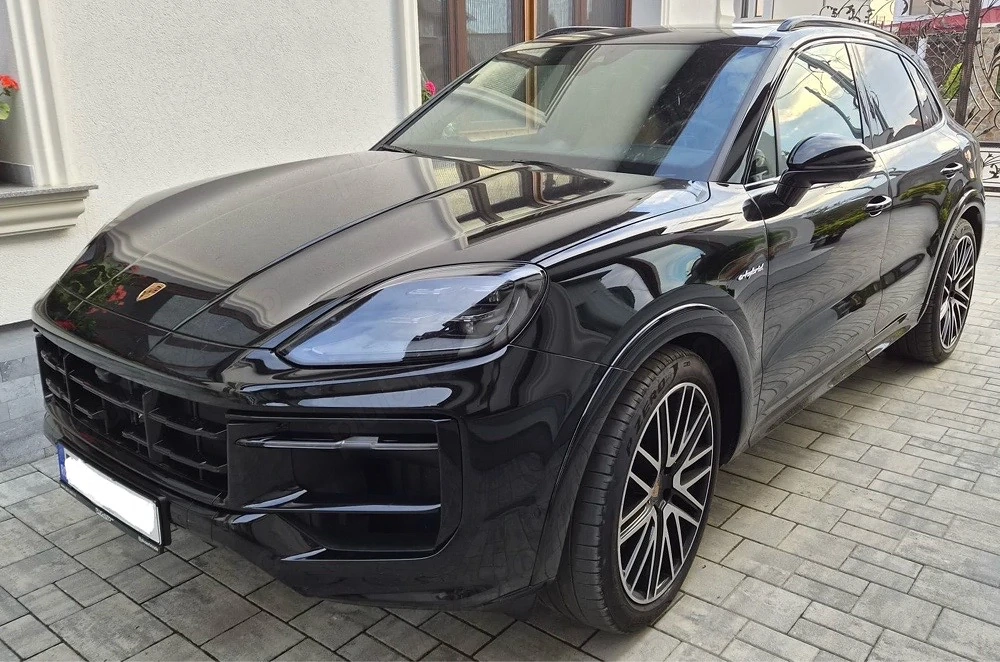 Porsche Cayenne E-Hybrid 3.0 benzina+Plugin 472Cp  2025 in garantie absolut Nou 14.000km 99.000euro