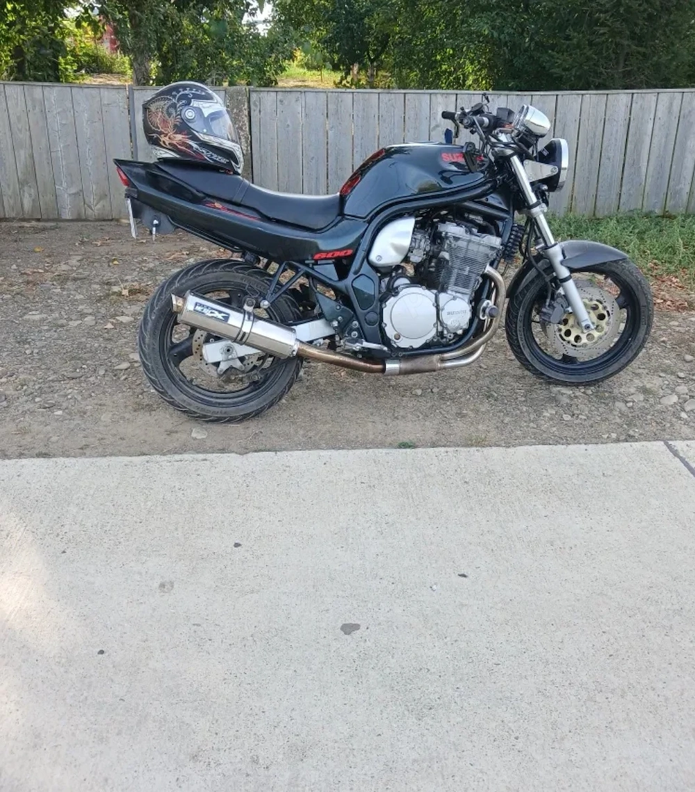 Motocicleta Suzuki bandit