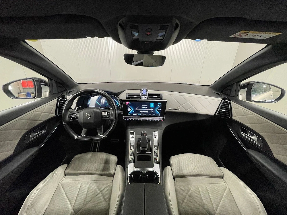 Ds DS7 Crossback (8/20)