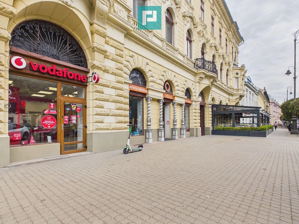 Spațiu comercial, Bulevardul Revolutiei.