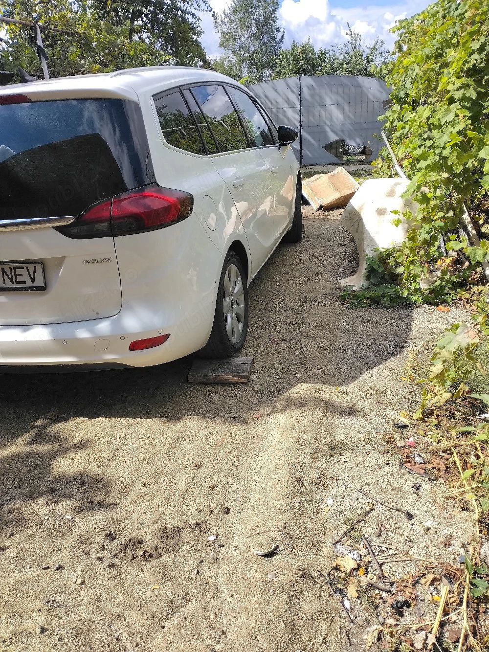 Opel Zafira c 