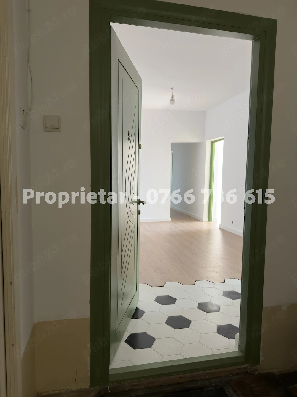 PROPRIETAR   închiriez apt 4 camere, semidecomandat, 90mp Unirii Mitropolie