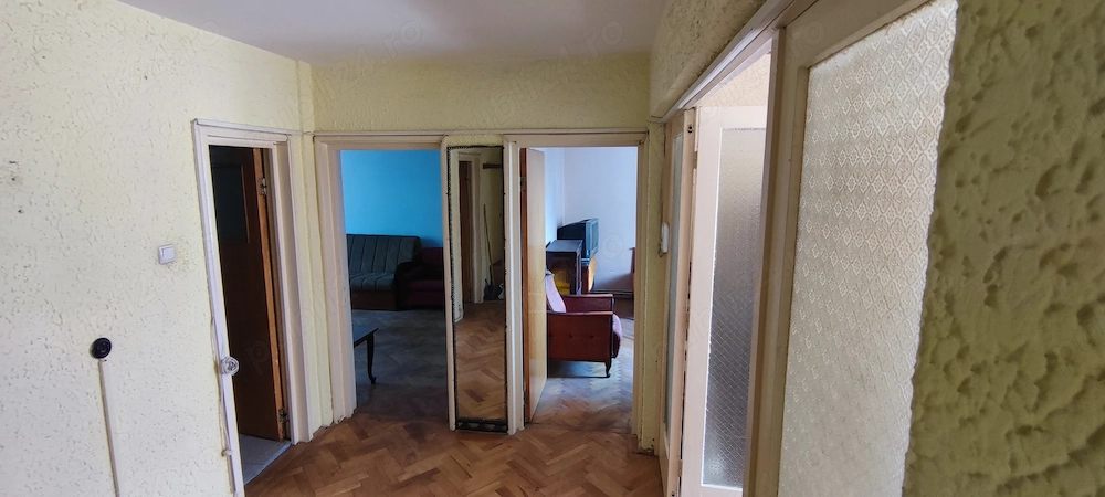 Apartament 3 camere(decomandat) zona Dărmănești, Piatra Neamț 