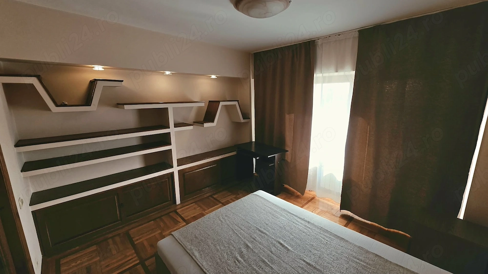 Apartament 3 camere , in Fundatie,INDEPENDENTEI
