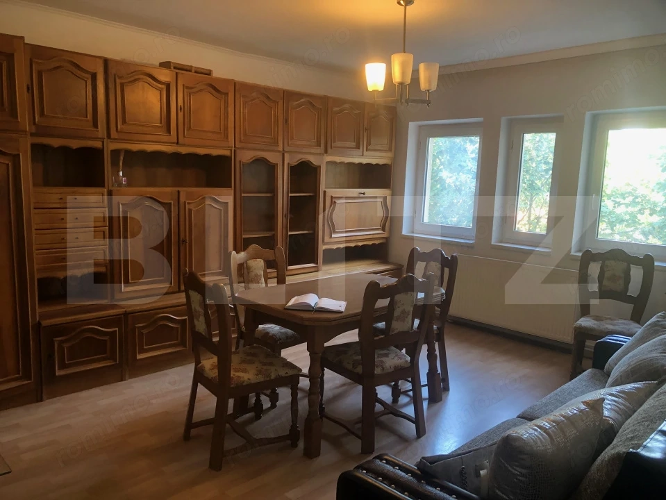 Apartament 3 camere, 77 mp, zona Semicentral