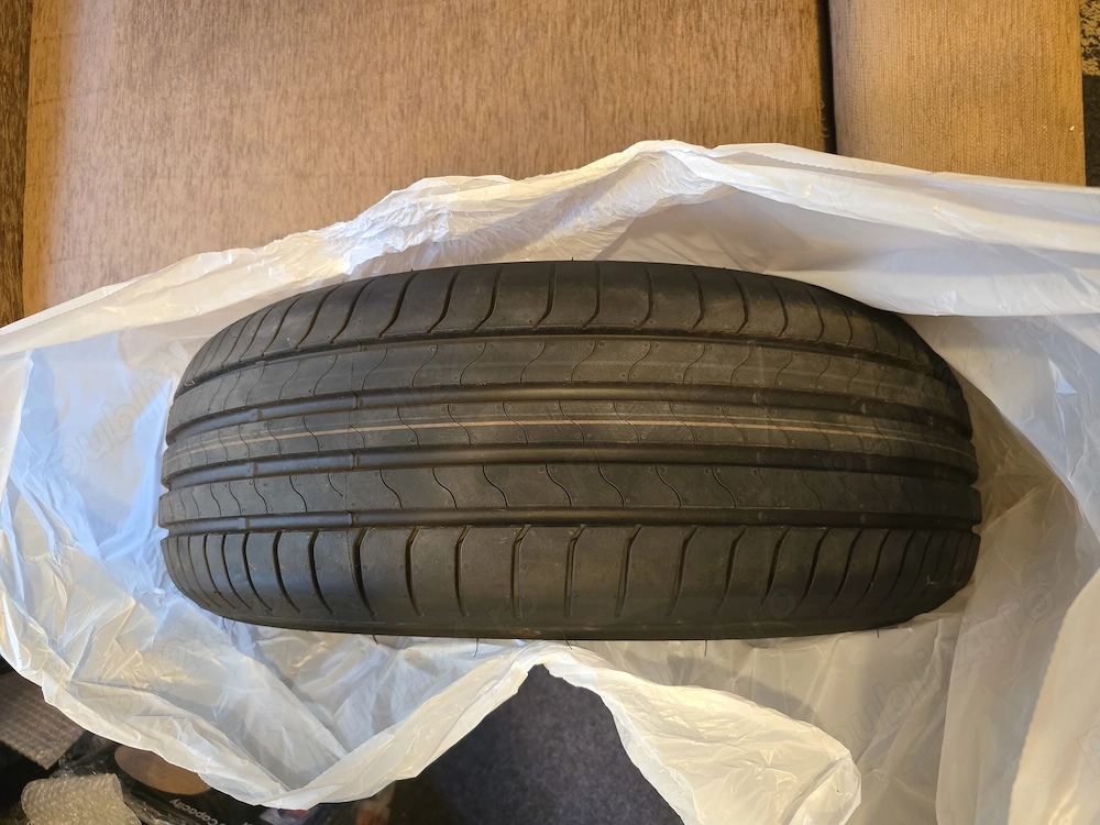 4 Anvelope Bridgestone de vara 215/60 R17 96H absolut noi