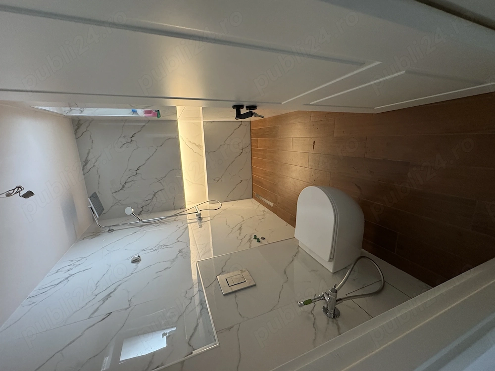 Vând Apartament 2 Camere Ultracentral   45 mp, Renovat Integral, Încălzire în Pardoseală