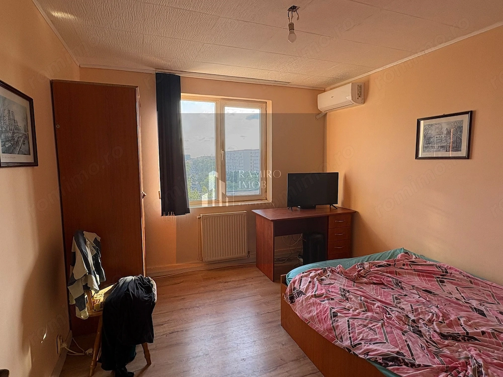 Apartament 3 camere decomandat -10 minute de metrou Aparatorii Patriei