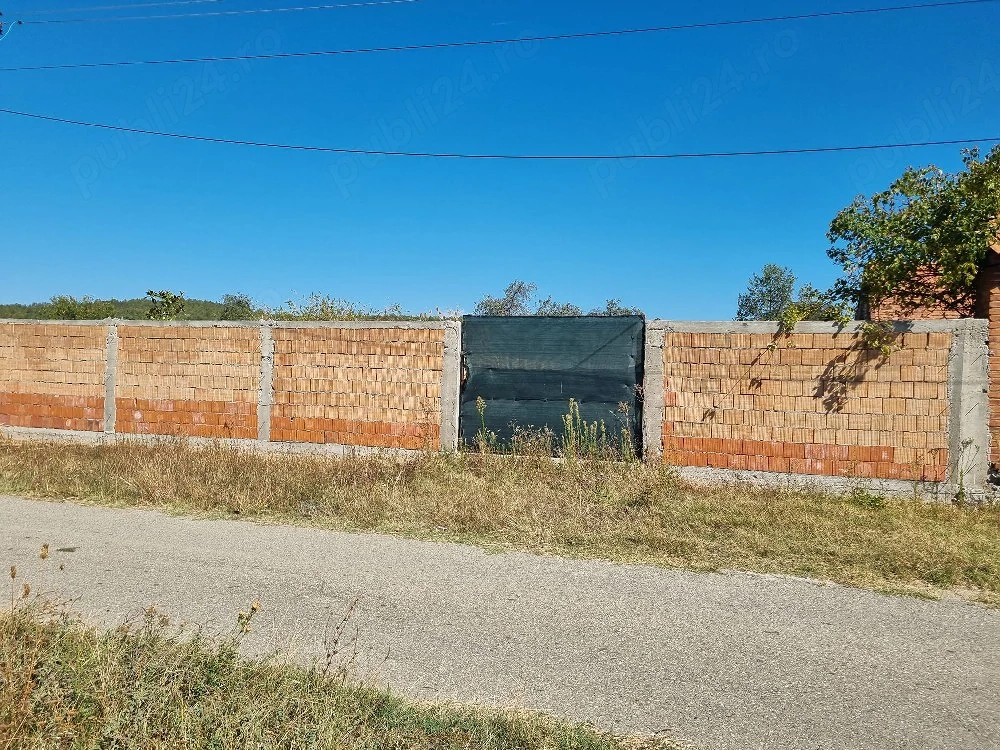 Vand teren intravilan in loc Cireșu 