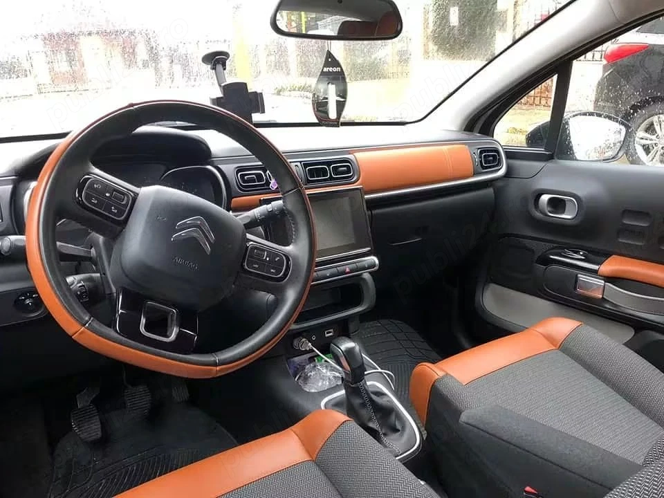 Vând Citroen C3
