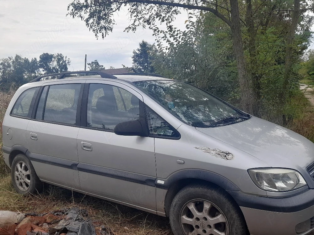 Opel zafira de vânzare Găești (jugureni)