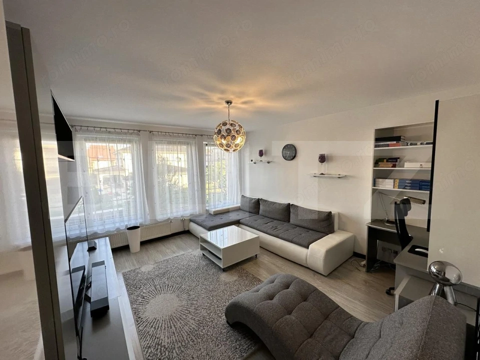 Apartament 2 camere, zona Europa, cu parcare, 75mp, decomandat