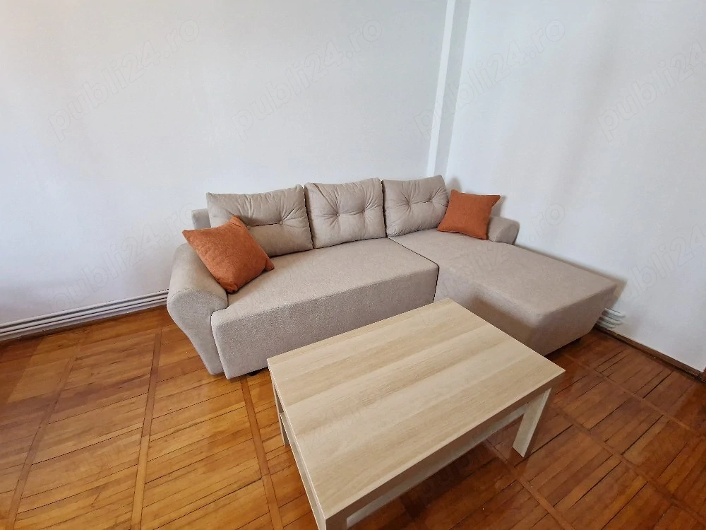 Proprietar închiriez ap 3 camere Zona Centrală 