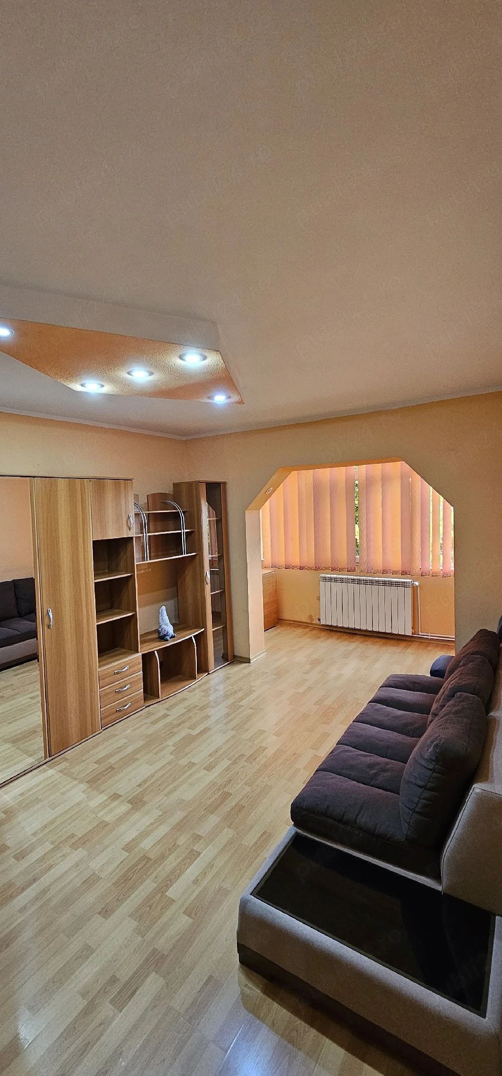 Închiriez apartament 2 camere 