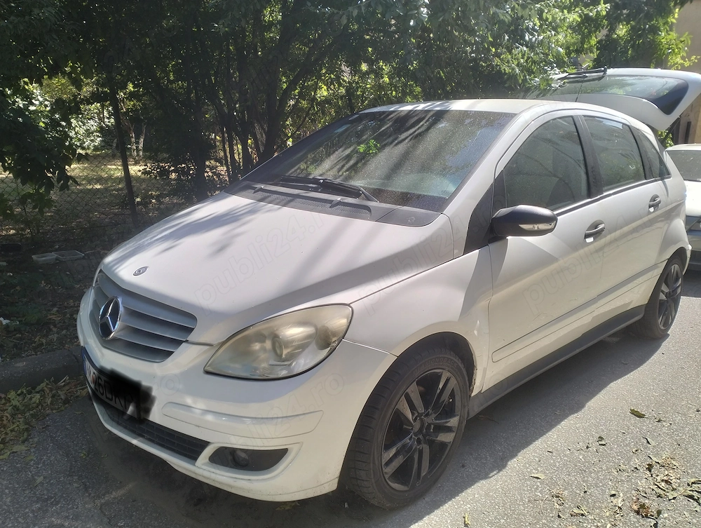 Mercedes Benz B 180d