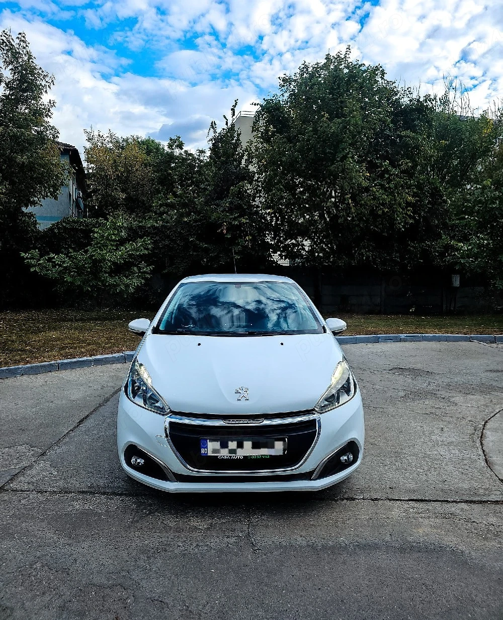 Peugeot 208 | 2015 | 1.2 Benzină (82 CP) | Euro 6 | 168.433 km | Ro