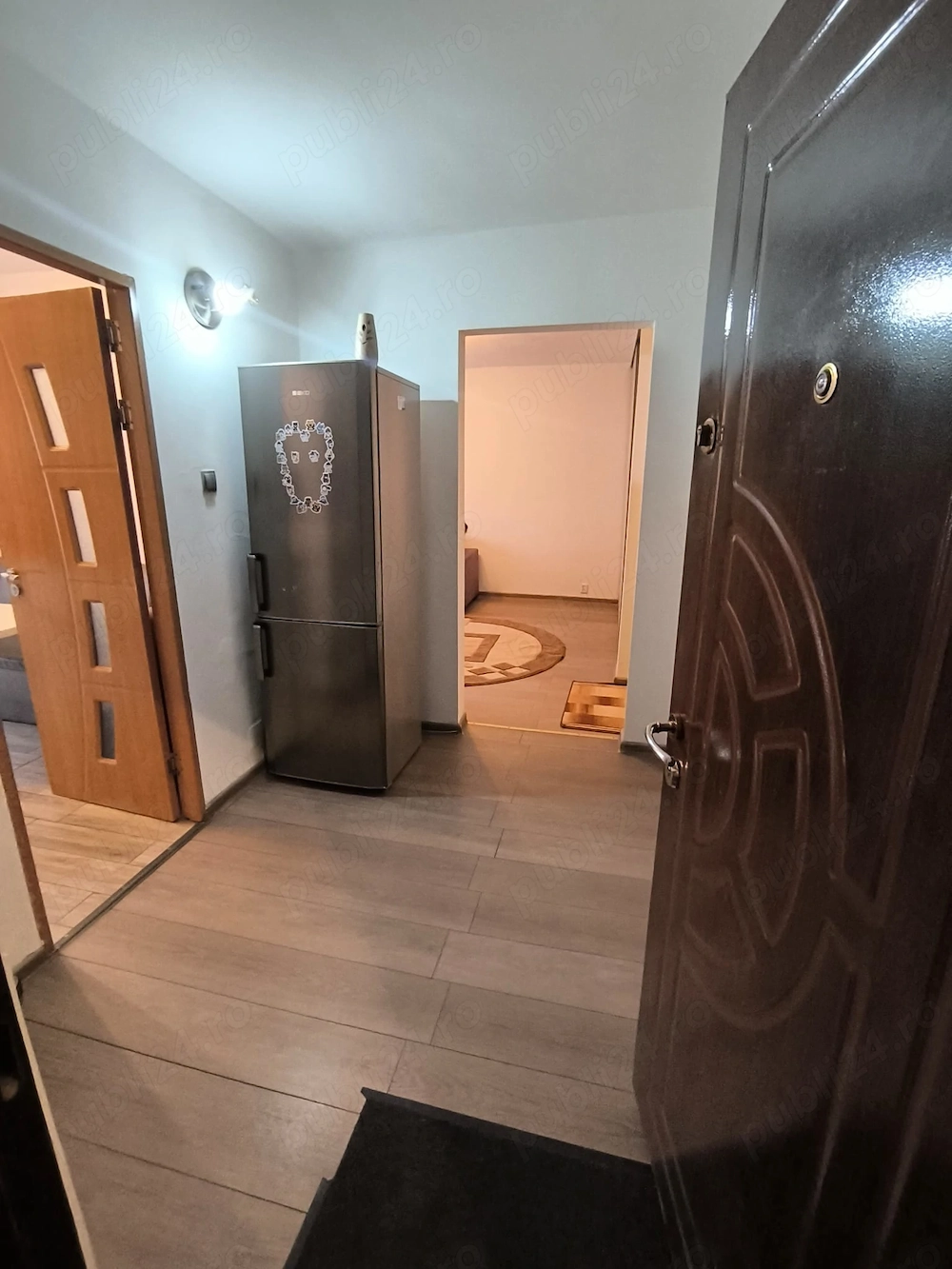Închiriez apartament cu 2 camere metrou Gorjului, direct proprietar 