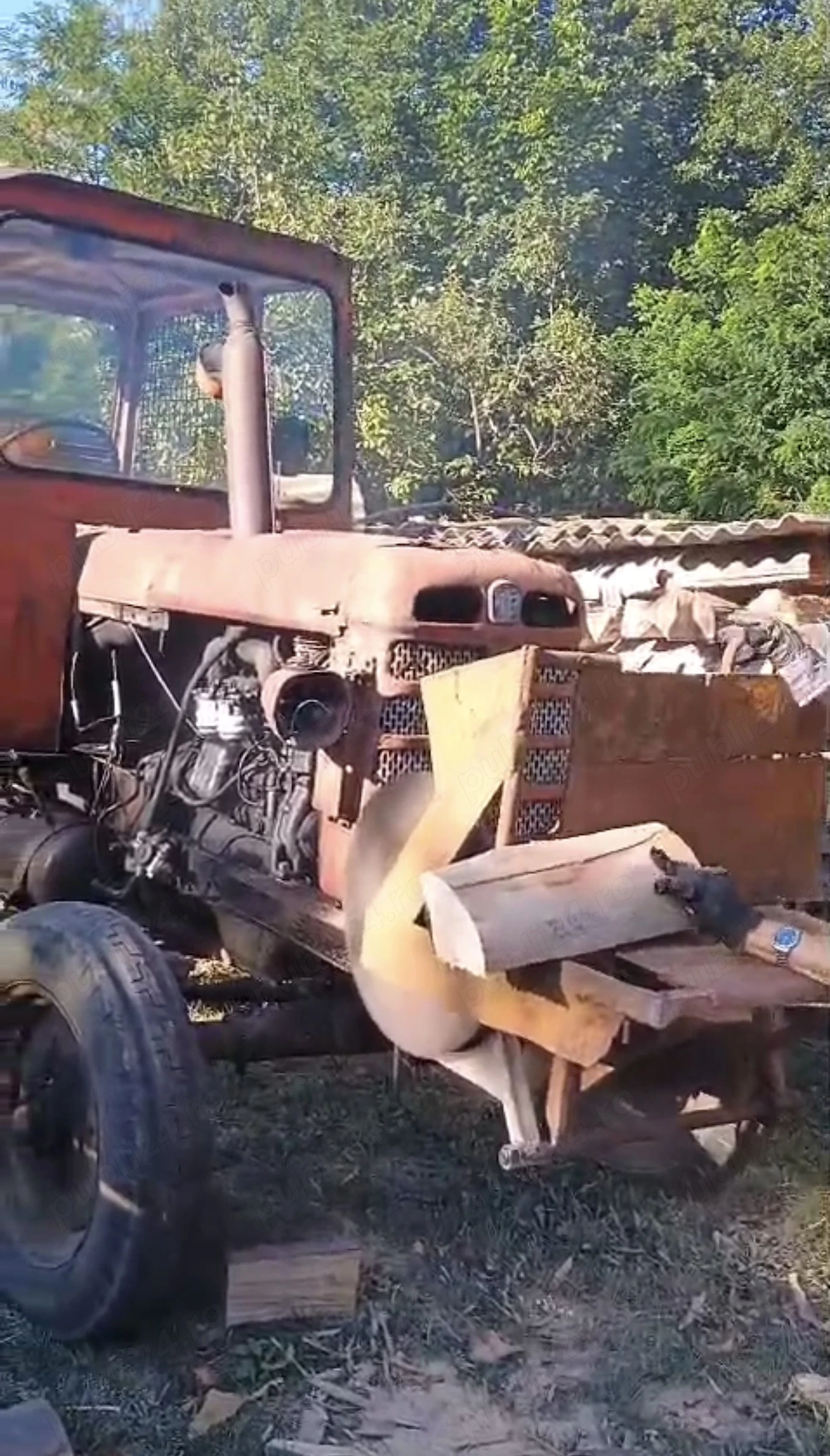 Vand Tractor funcțional U650 și remorcă