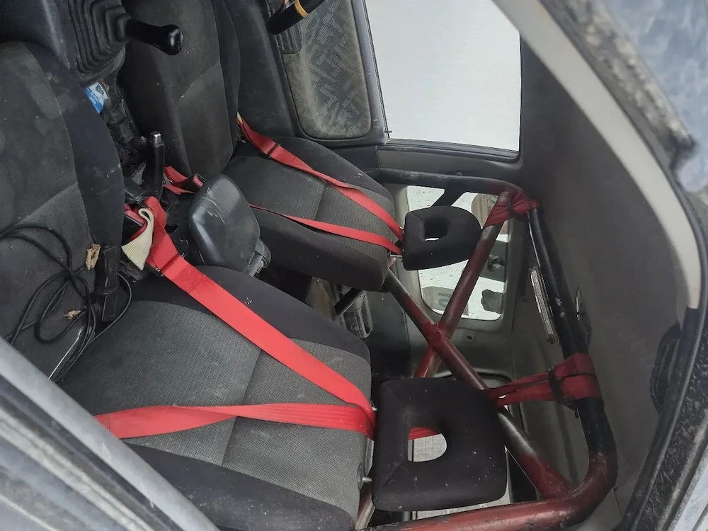 dezmembrez grand vitara 2.0 benzina j20A 