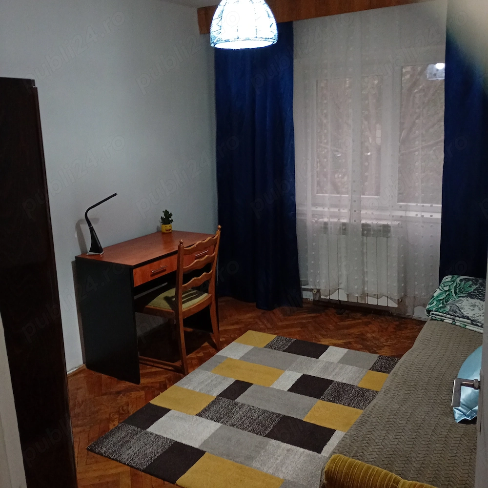Dau in chirie sau vând ap.3 camere