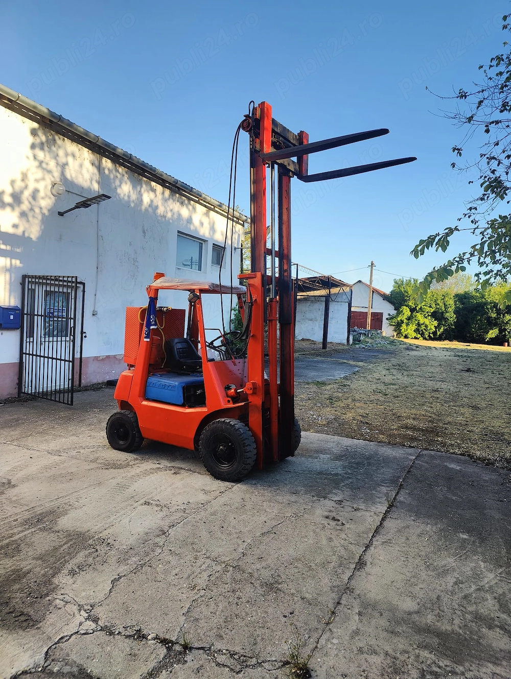 Vand motostivuitor Toyota 2,5 tone GAZ