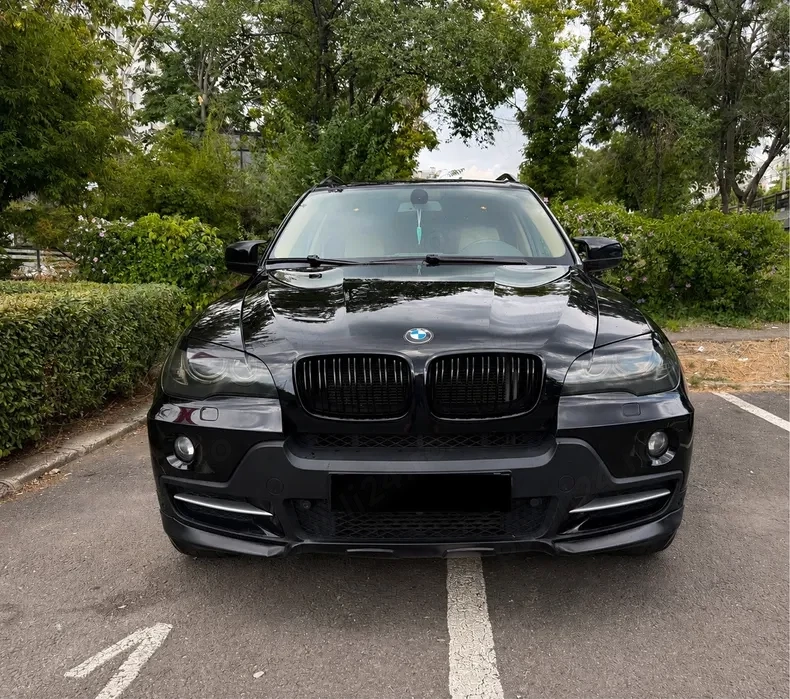 Vand BMW X5 E70 3.0D 2010