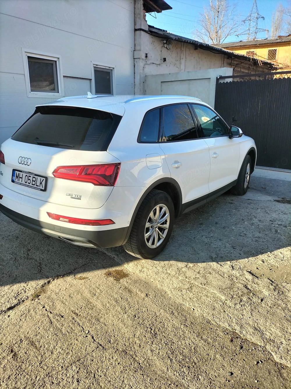 Vând Audi Q5