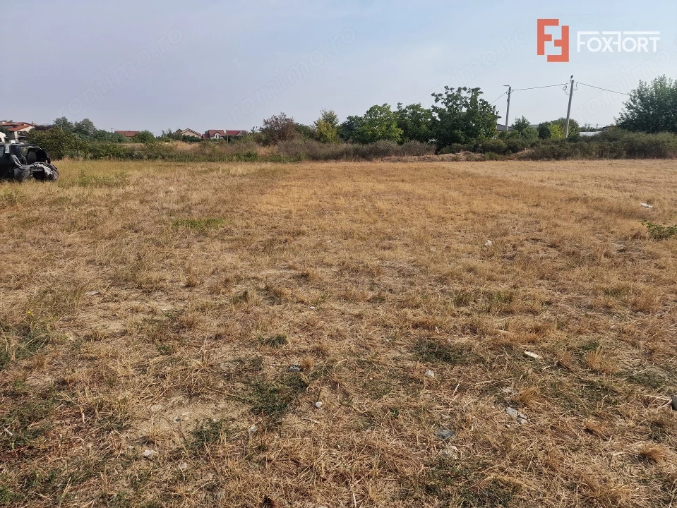 Teren intravilan de 669 mp in Mosnita Veche