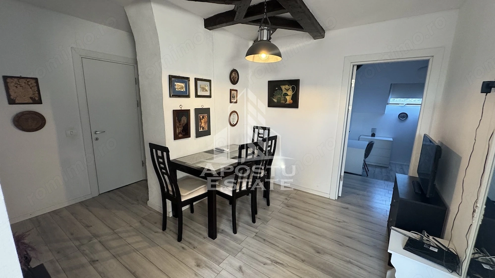 Apartament cu 3 camere la mansarda, de inchiriat, zona Balcescu
