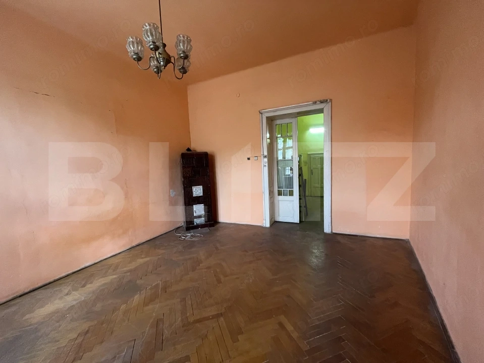 De vanzare – Apartament 110 mp, cladire istorica din 1906, zona ultra centrala