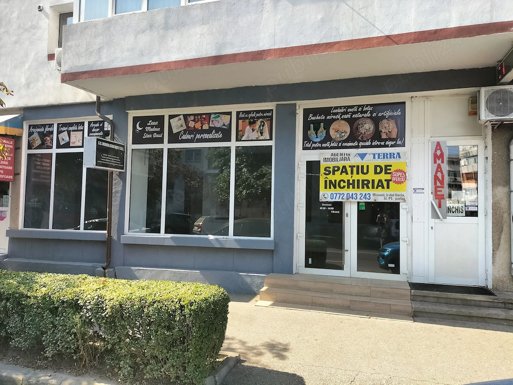 Spațiu comercial 68 mp, vitrină 10 m - bd. Dacia, Mioveni