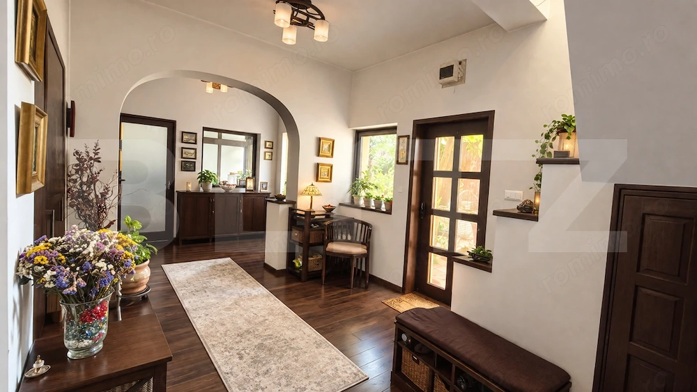 Casa de vanzare, 379 mp, 509 mp, zona Ultracentral 