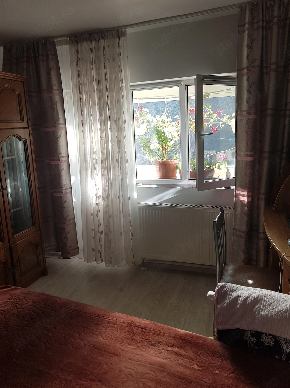 Vand   Schimb apartament 3 camere , Sarata Monteoru cu Buzau