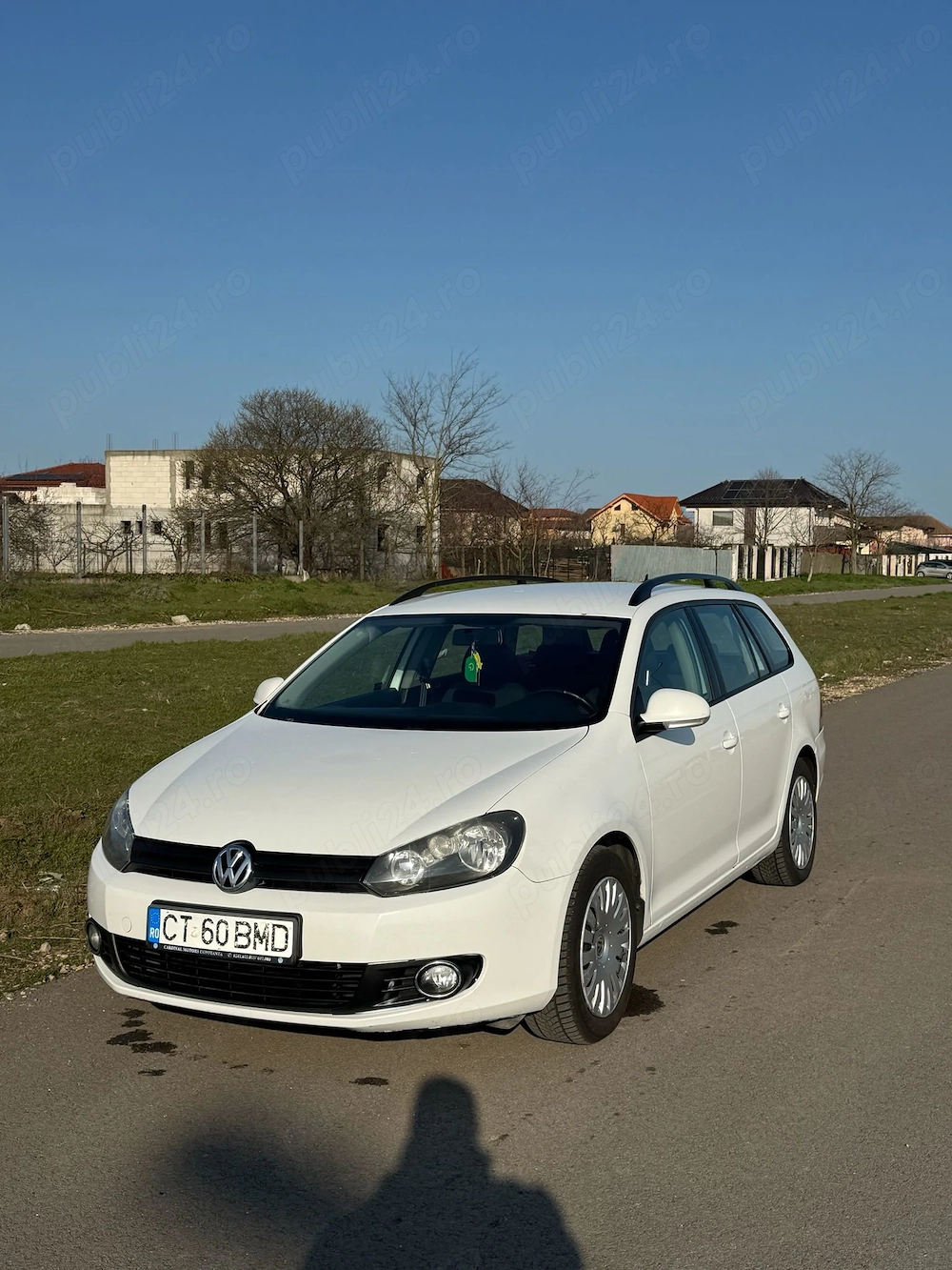 Se vinde Volkswagen Golf 6, an 2012, motor 1.6 TDI, 105 CP.