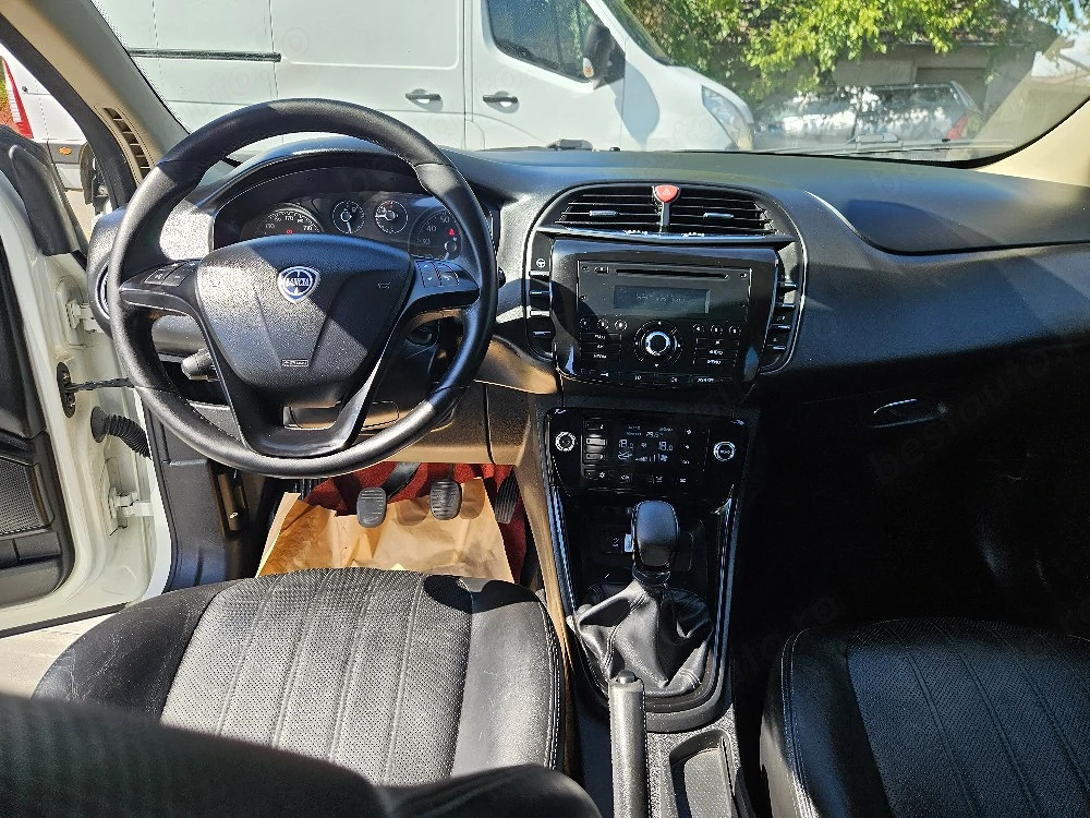 lancia delta an 2014