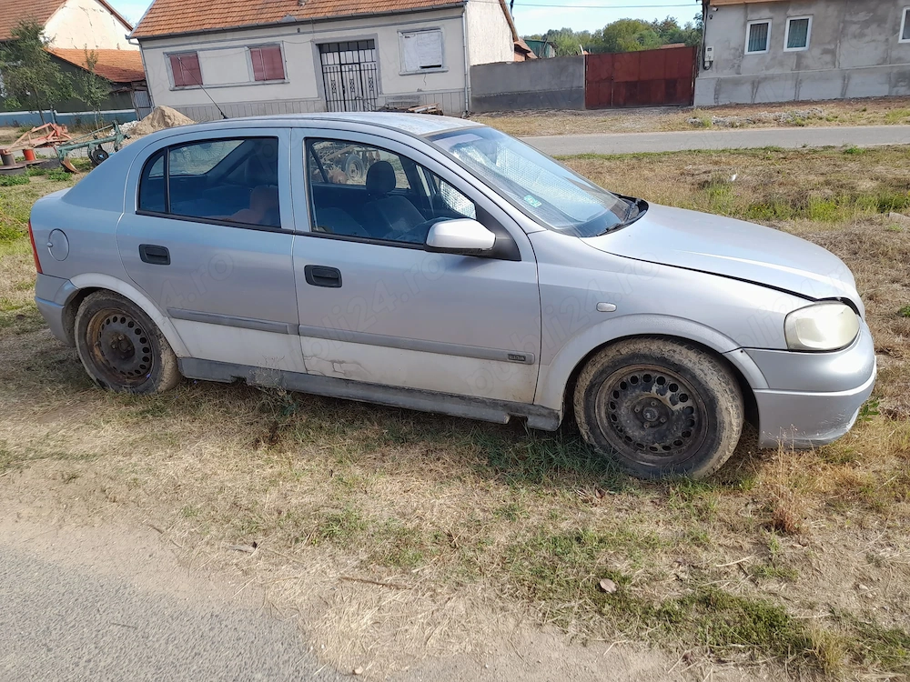 Vând Opel astra 1.7