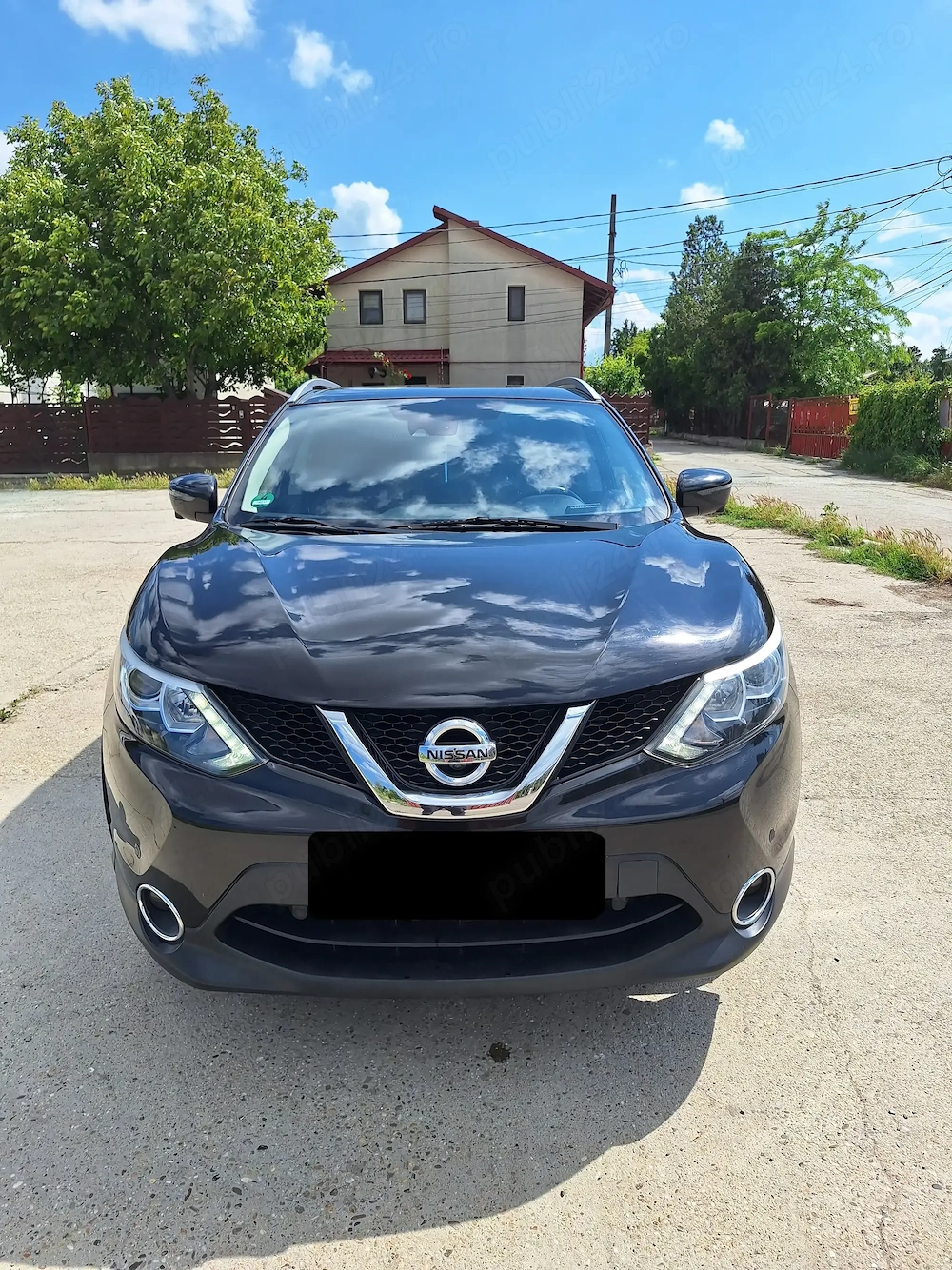 Vand Nissan Qashqai 1.2 benzina, 115 cp, cutie automata 