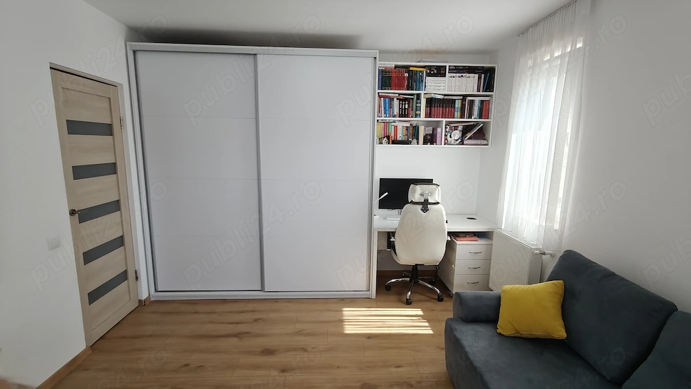 PF Vând apartament 2 camere, decomandat, 51 mp, Baciu - zona Petrom, parcare subterană inclusă