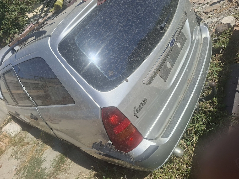 Ford focus se dezmembraza
